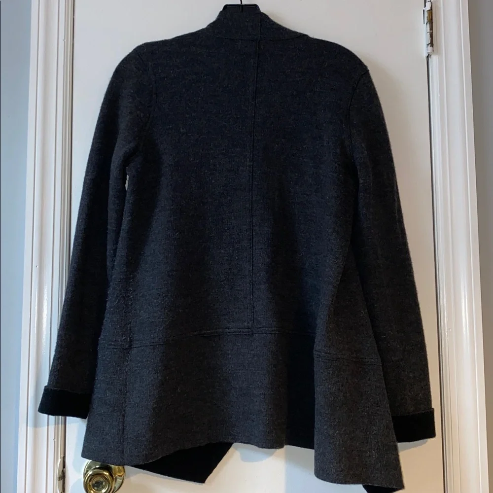 Tahari Gray Soft & Warm Women's Cardigan